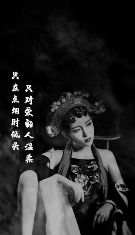 《控抖音，轻松突破1000粉》（用文字创作，打造个性化内容，吸引更多粉丝）